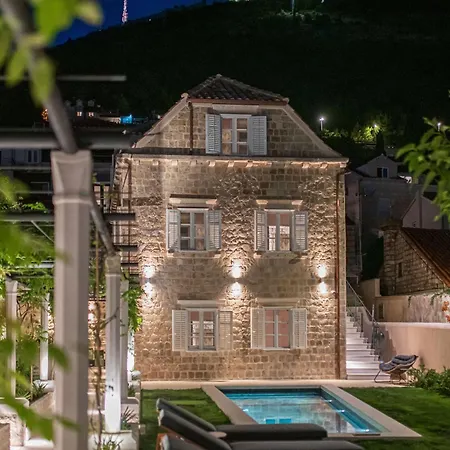 Heritage Spindler By Duhomes Ντουμπρόβνικ