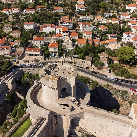 Πανσιόν Heritage Spindler By Duhomes