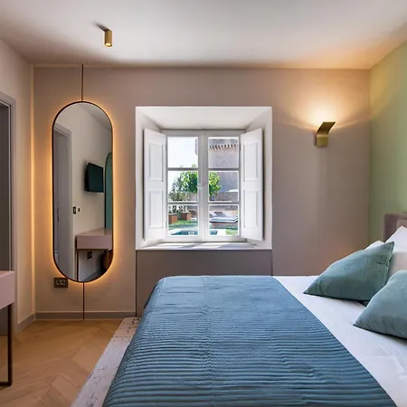 Heritage Spindler By Duhomes 3*