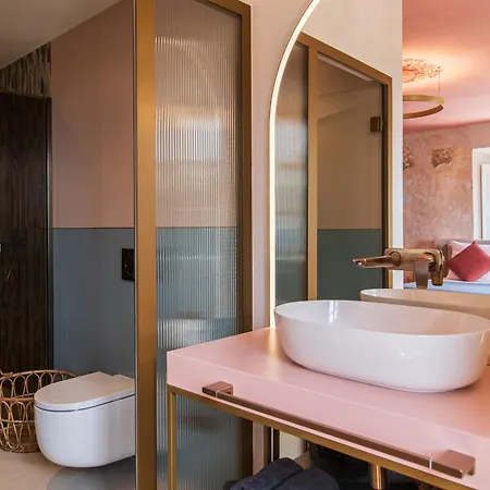 Heritage Spindler By Duhomes 4*